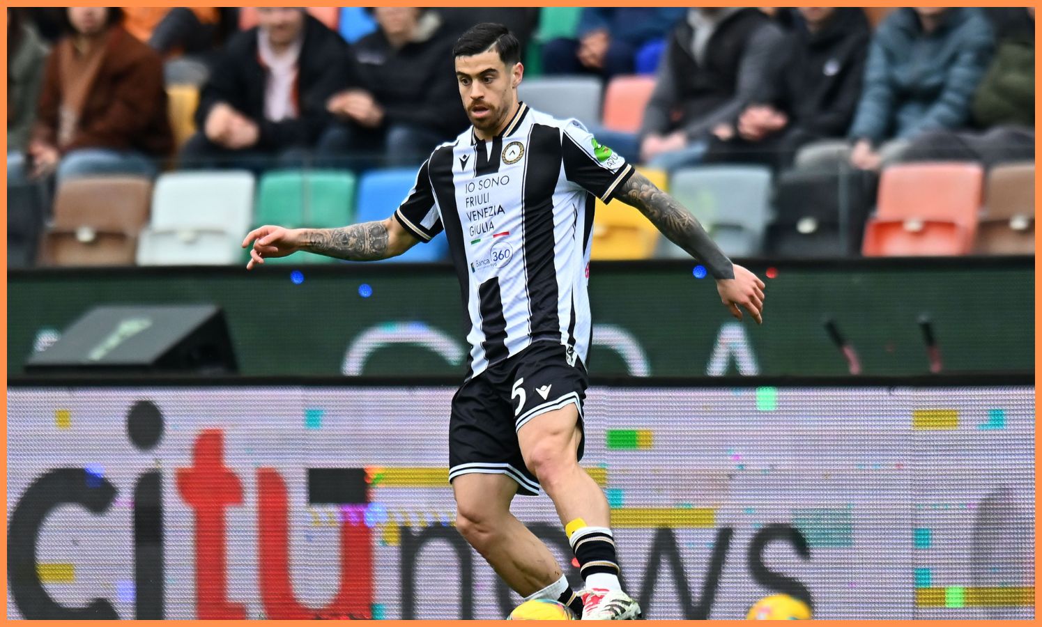 Управління Нілом Уорноком та спільна роздягальня з Алексісом Санчесом - інтерв'ю з Мартіном Пайеро