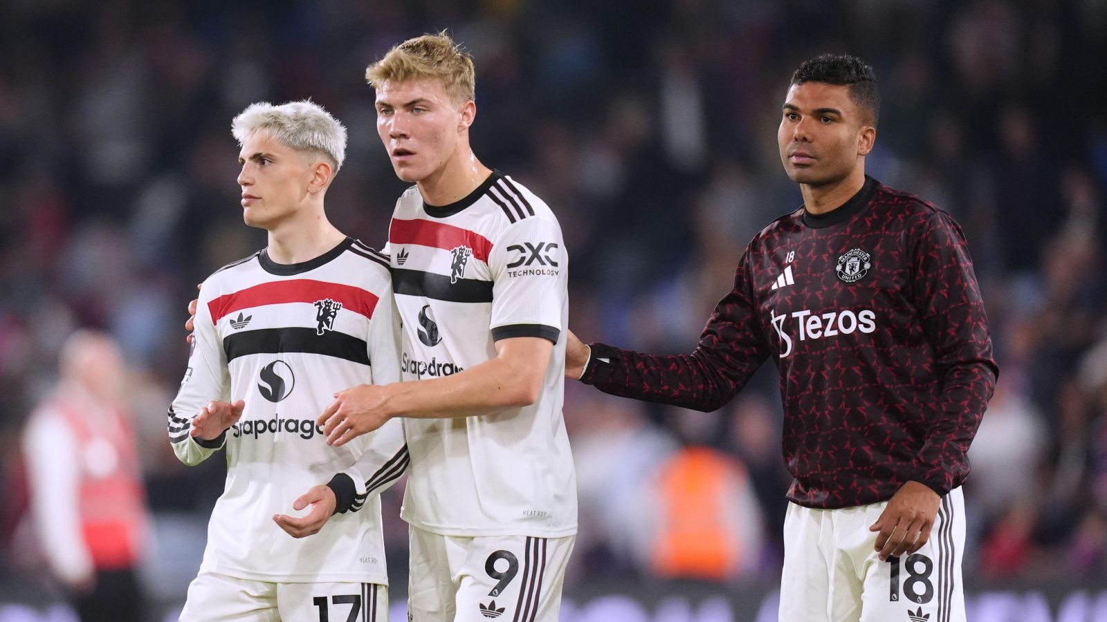 Арсенал звернувся до Манчестер Юнайтед щодо несподіваного трансферу, адже “каноніри” серйозно зацікавлені в зірці Червоних дияволів з визначеними вподобаннями