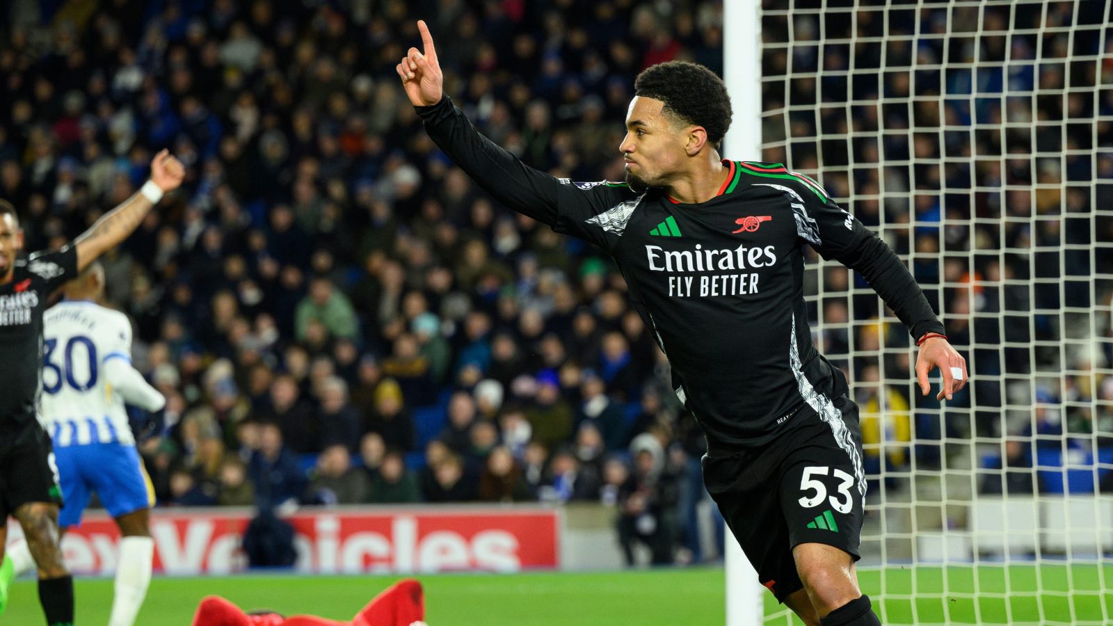 Арсенал: Договір про продовження контракту з Етаном Нванері досі не підписаний – ось чому