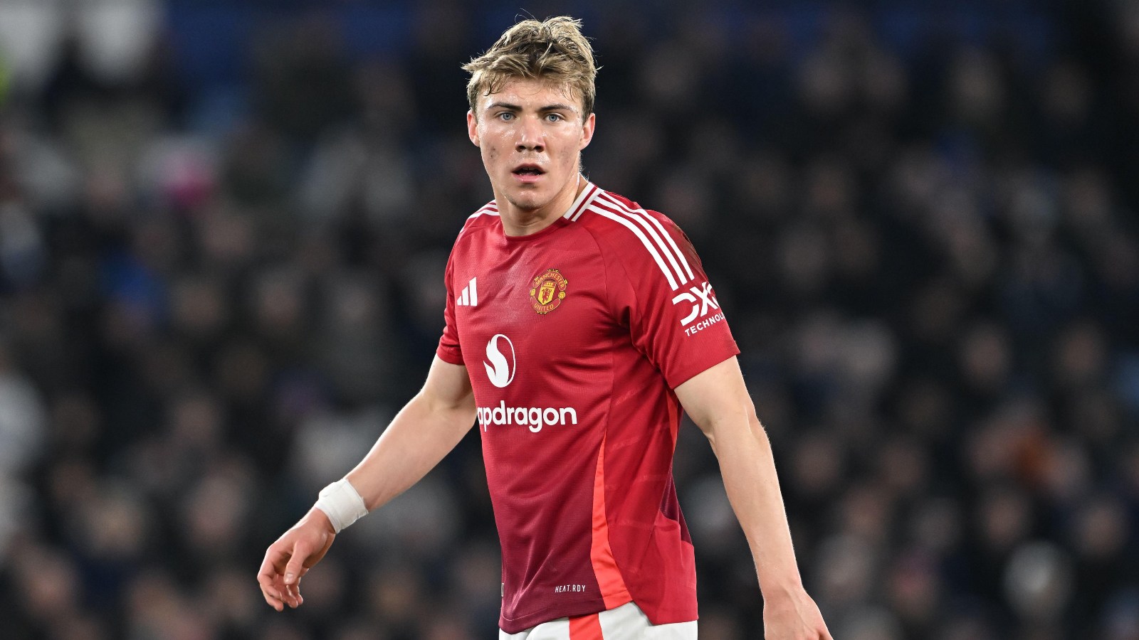 Манчестер Юнайтед відмовляється від пропозиції обміну на Хойлунда, поки європейські гіганти виставляють трьохгольового нападника