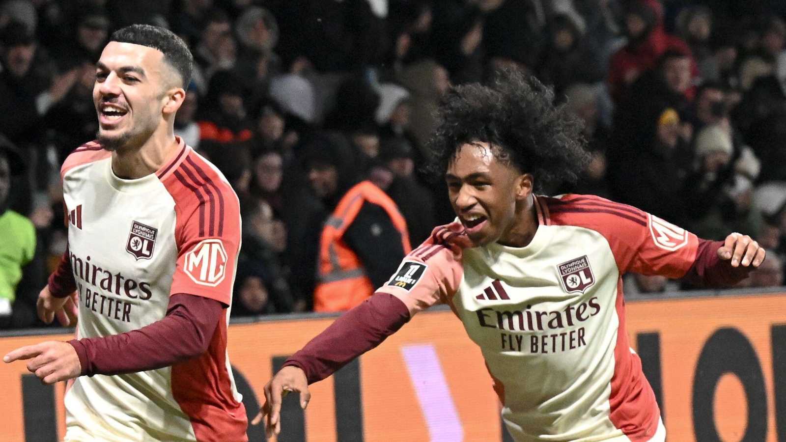 Арсенал, Лідс та Ноттінгем отримали перевагу в трансферах на фоні важливої дати для Ліона