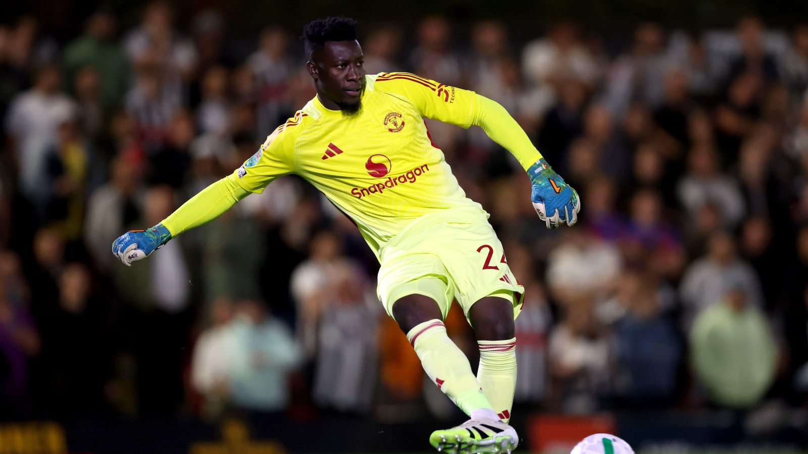 Керівник Манчестер Юнайтед Аморім відповів на критику Онани після поразки від Грімсбі: 