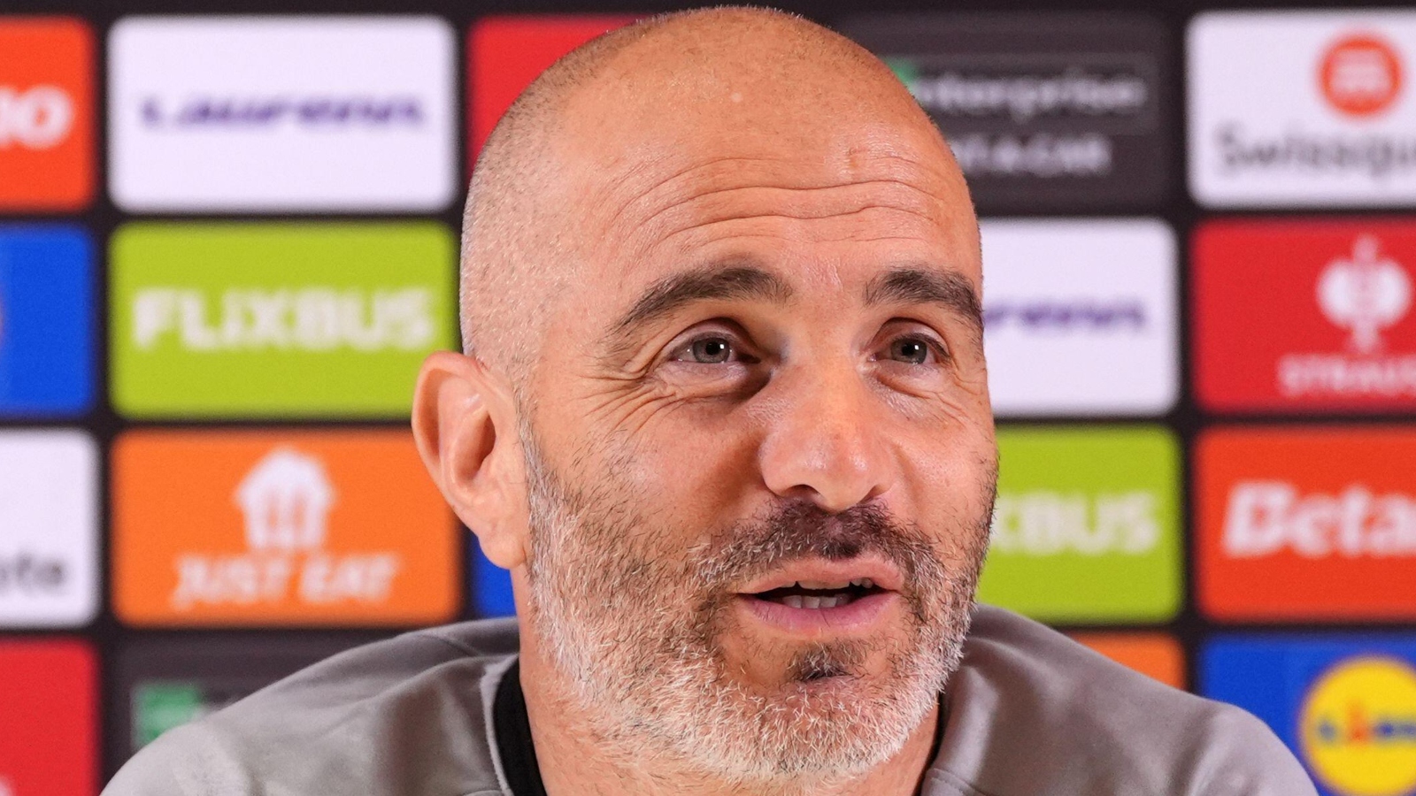 Челсі нібито домовився про перехоплення, щоб здобути перемогу в конкуренції з дев'ятьма клубами за молодого гравця Кристал Пелас