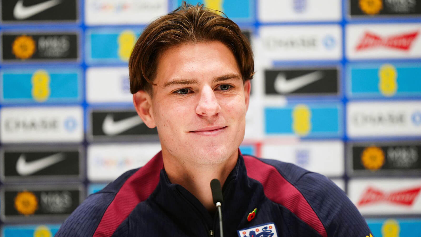 Манчестер Юнайтед: Спостерігайте за новою зіркою Англії, оскільки трансфер потужного гравця може бути на порядку денному