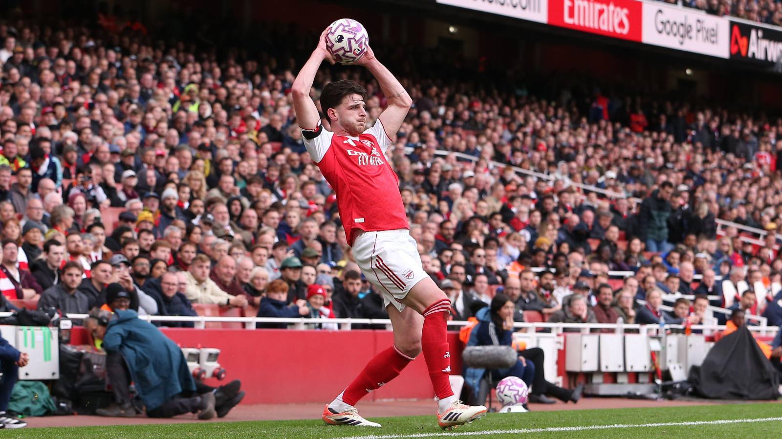 Арсенал проводить 'зустріч', оскільки Сандерленд звинувачують у 'під загрозою благополуччя' гравців Гуннерс