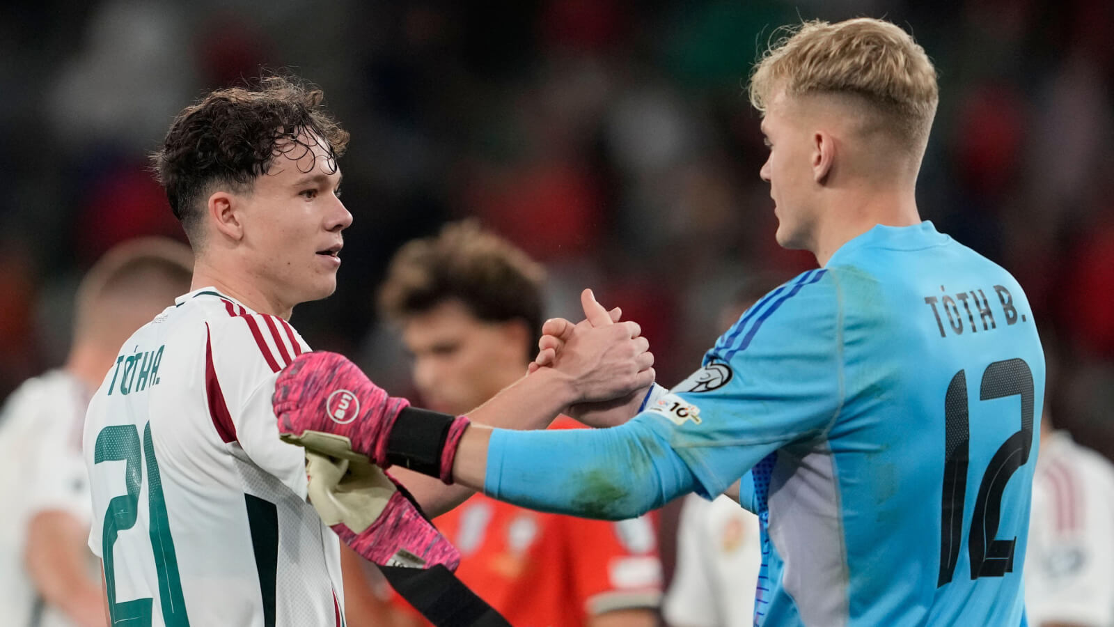 Ліверпуль і Ньюкасл проявляють інтерес до угорського таланта, який незабаром може змінити команду