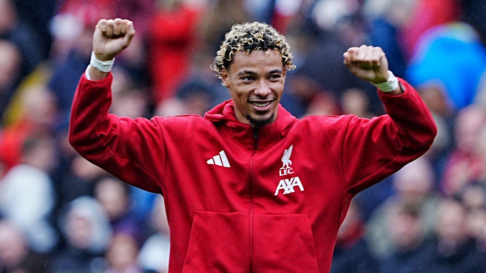 Ліверпуль підбадьорює сумних уболівальників незвичайним жестом від Adidas